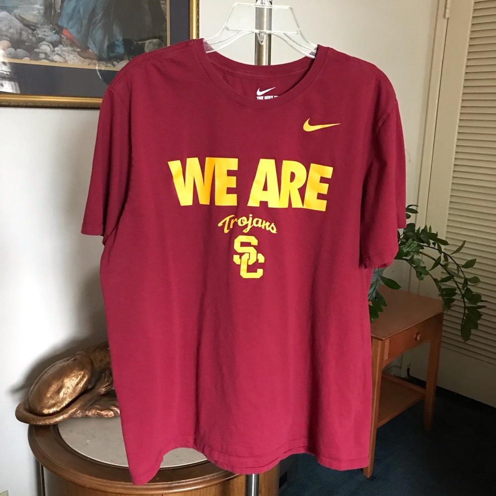 PRICE FIRM Nike Men’s USC Trojans Red T Shirt SZ X Large NEW